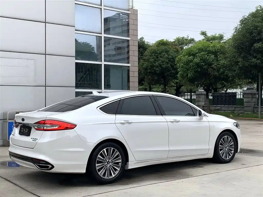 Mondeo EcoBoost 180 Luxury