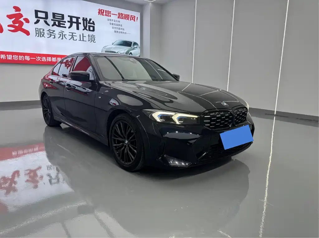 BMW 3 Series 330 i M Sport Night Package