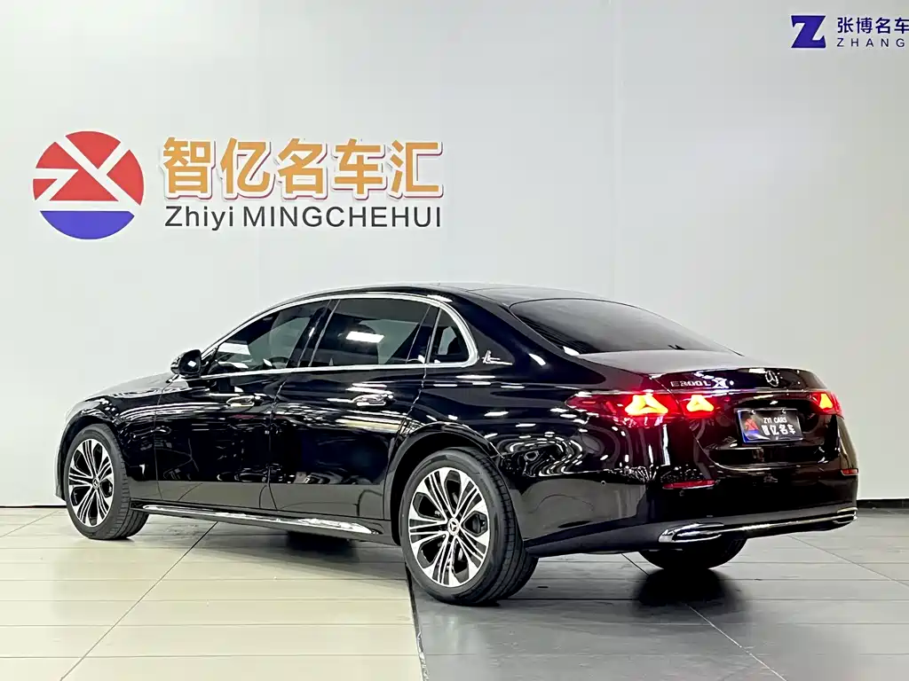 Mercedes-Benz E-Class Facelift E 300 L Luxury