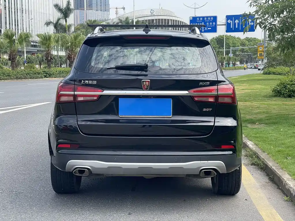Roewe RX5 荣威RX5 2020款 20 T 手动4 G互联超越旗舰版