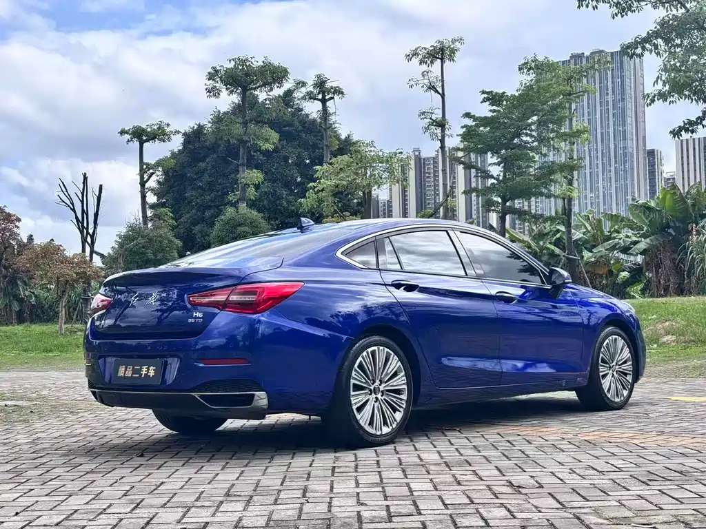 Hongqi H5 Classic Facelift 1.8 T Auto Connected Flagship Charm