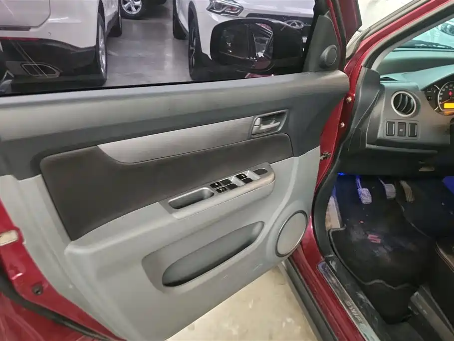 Swift 1.5 L Manual Limited