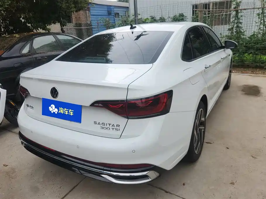 Sagitar 300 TSI DSG Outstanding