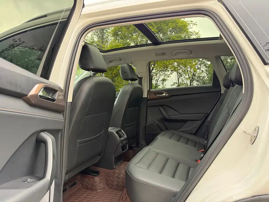 Tharu 280 TSI 2 WD Luxury