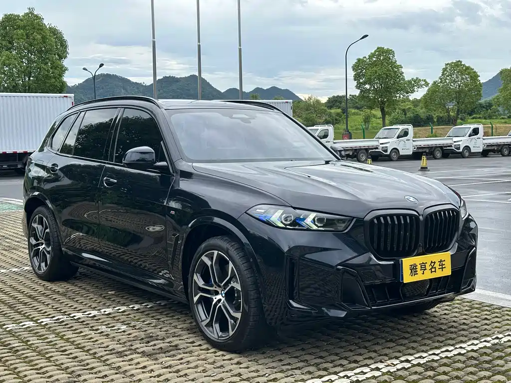 BMW X5 Facelift xDrive 40 Li M Sport Night Package