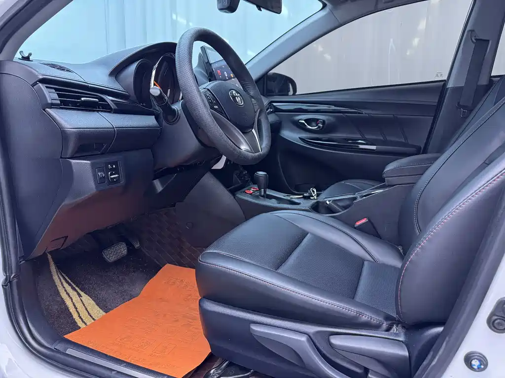 YARiS L Zhixuan Zhixuan X 1.5 L CVT Luxury PLUS