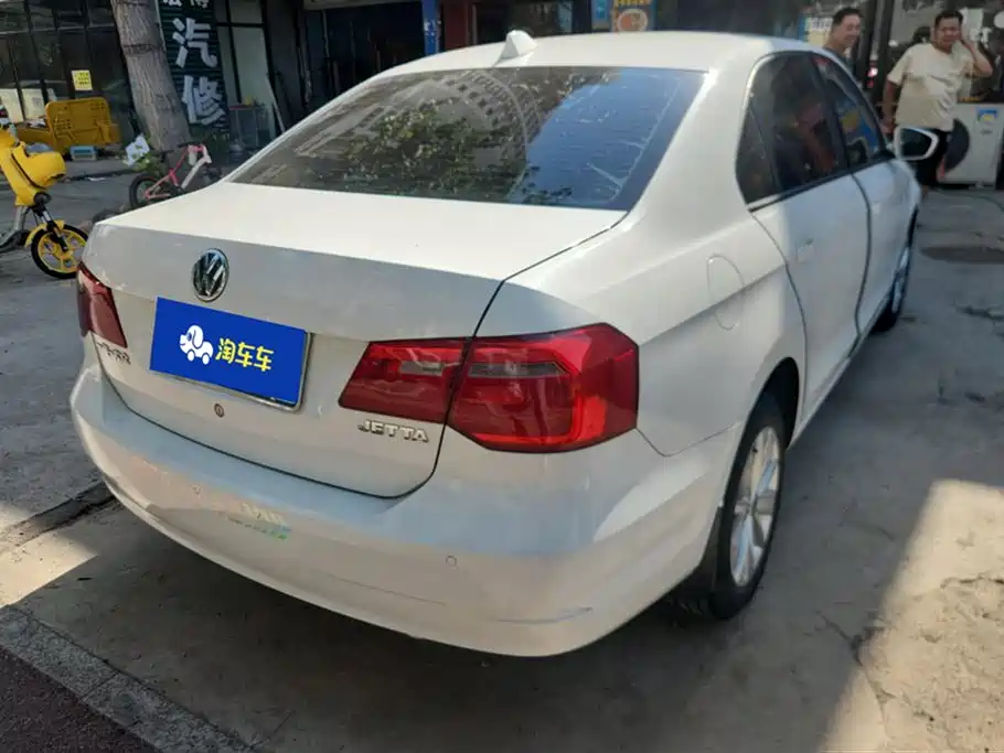 Jetta 1.6 L Manual Comfort