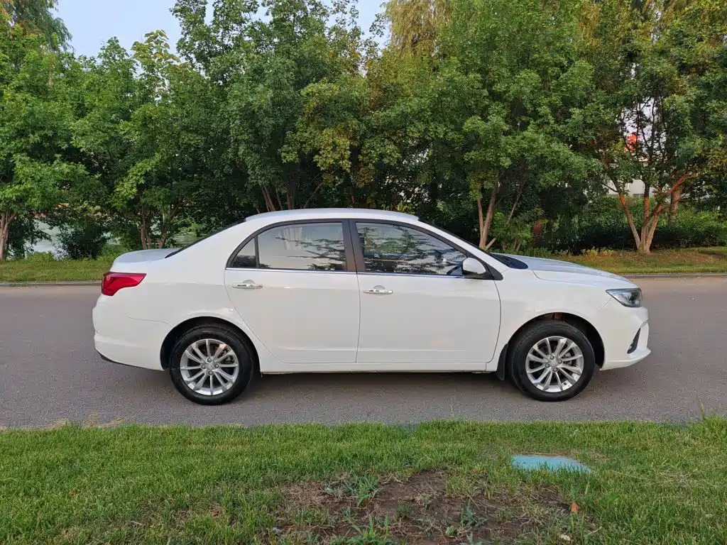 Vision 1.5 L Manual Asian Games