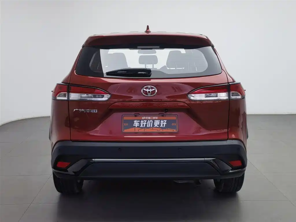 Frontlander 2.0 L CVT Leading