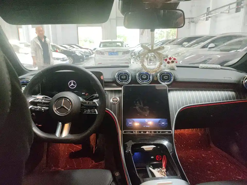 Mercedes-Benz C-Class C 260 L Sport