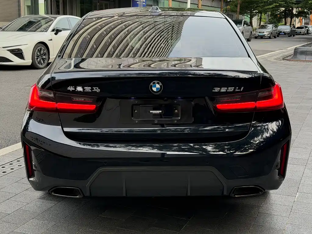 BMW 3 Series 325 Li M Sport Night Package