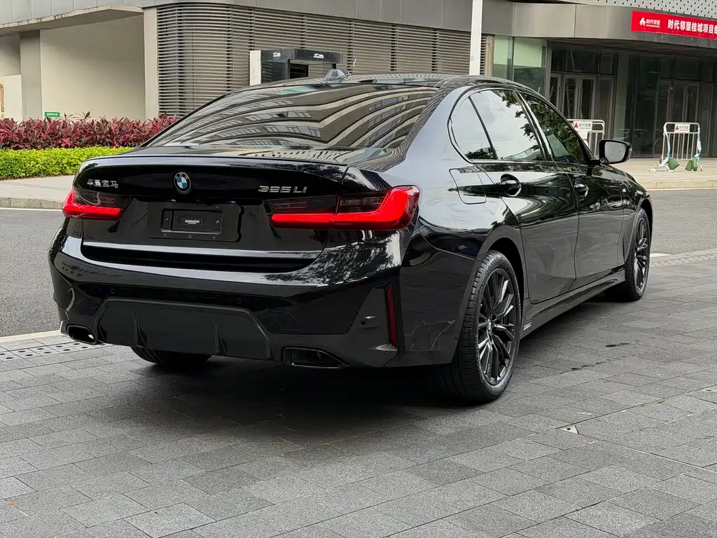BMW 3 Series 325 Li M Sport Night Package