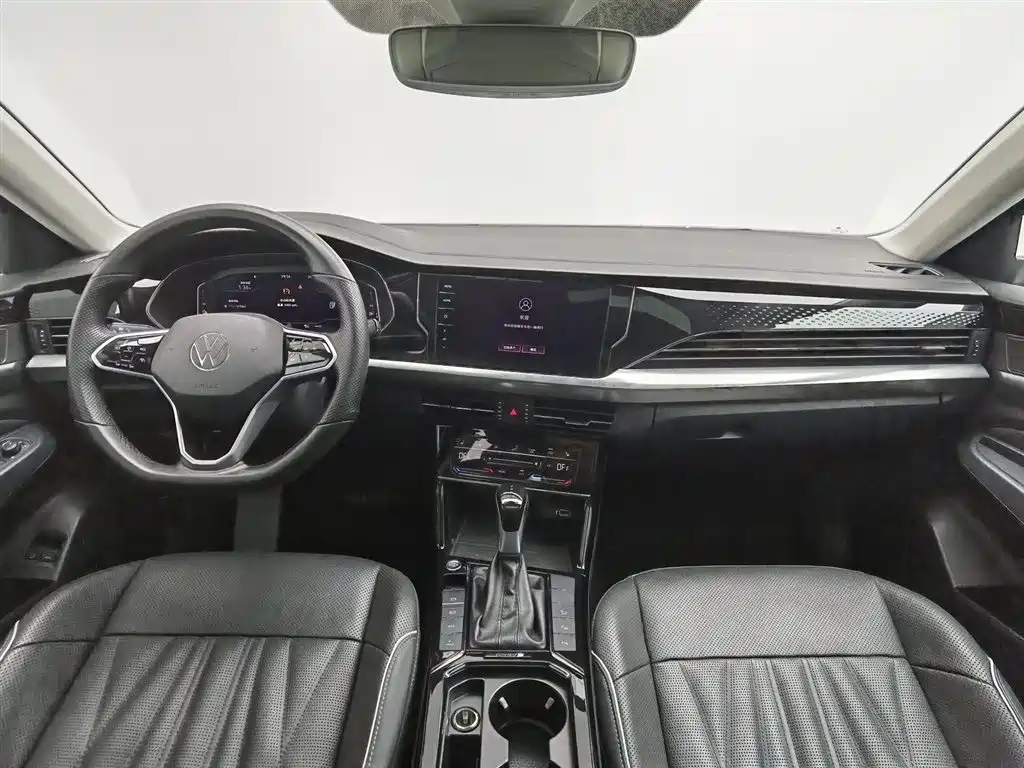 Passat NEV 帕萨特插电混动 2022款 430 PHEV 混动豪华版