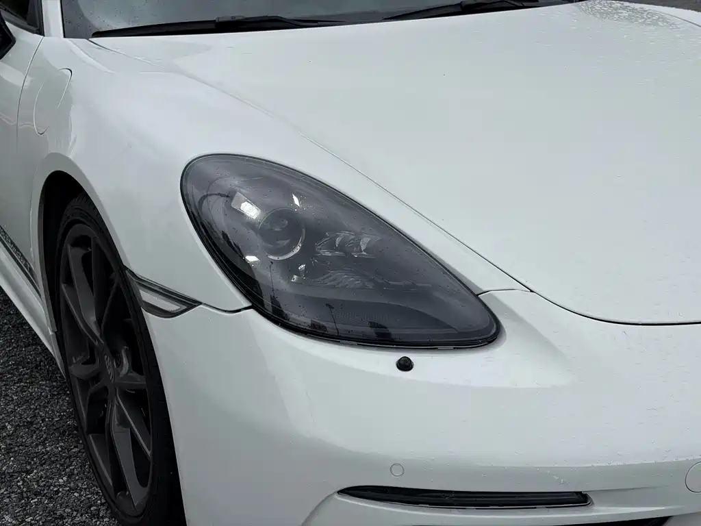 Porsche 718 Boxster T 2.0 T