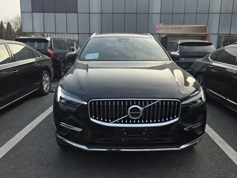 Volvo XC60 PHEV PHEV Hybrid Long Range 4 WD Smart Grace Luxury