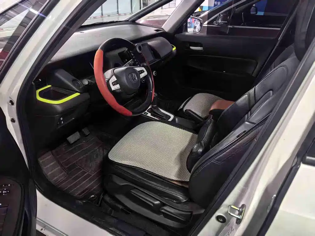 Fit 1.5 L CVT Trend Cross Max