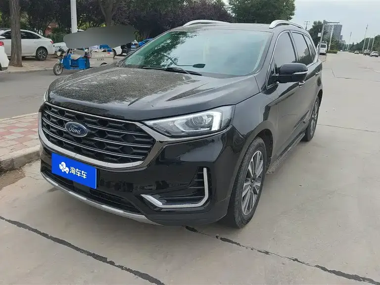 Ford Edge PLUS EcoBoost 245 2 WD Platinum Sharp 5-seat
