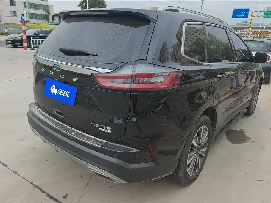 Edge PLUS EcoBoost 245 2 WD Platinum Sharp 5-seat