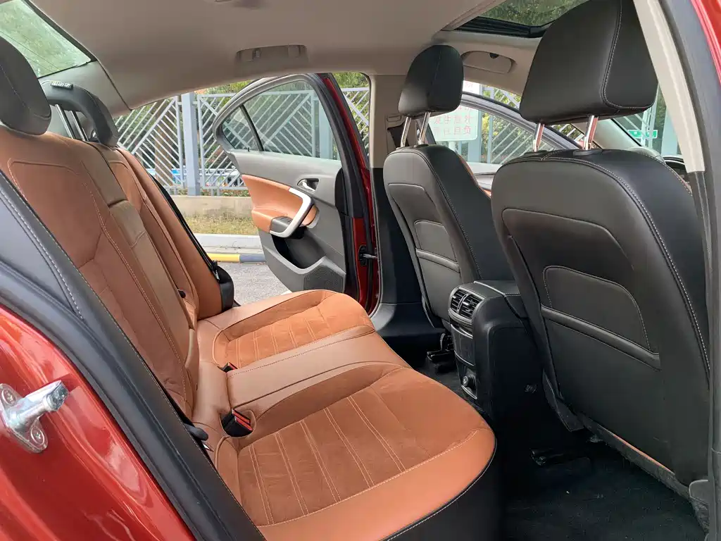 Regal 1.6 T Elite Tech