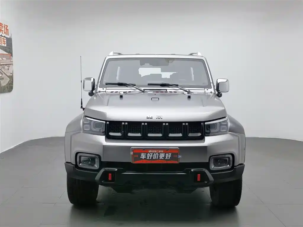 BAIC BJ40 2.3 T Auto 4 WD Blade Hero Supreme