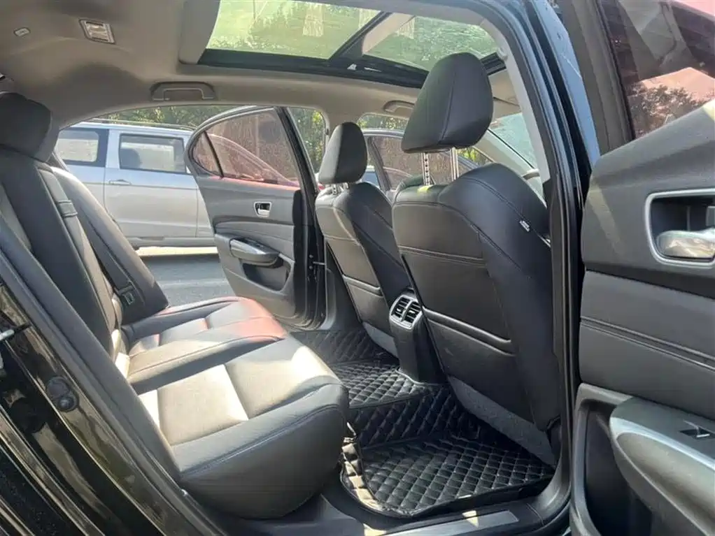 Acura TLX-L 2.4 L Smooth Enjoyment