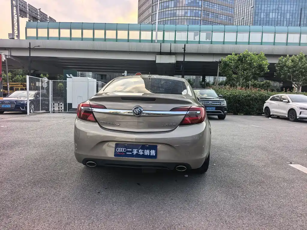 Regal 1.6 T Elite Tech