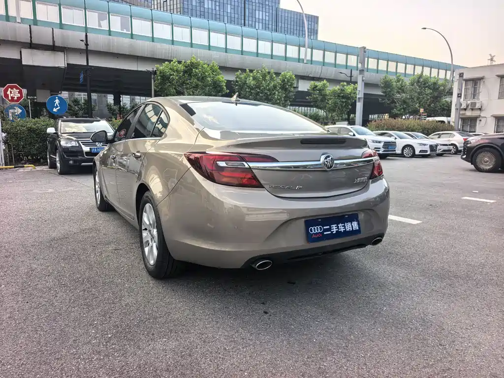 Regal 1.6 T Elite Tech
