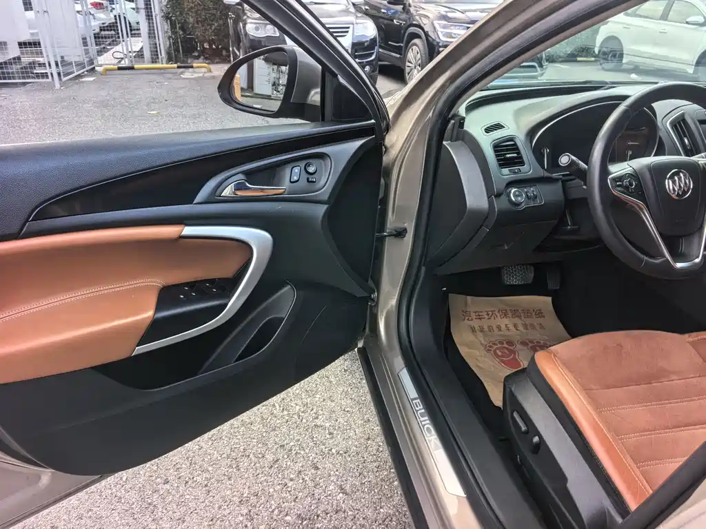 Regal 1.6 T Elite Tech