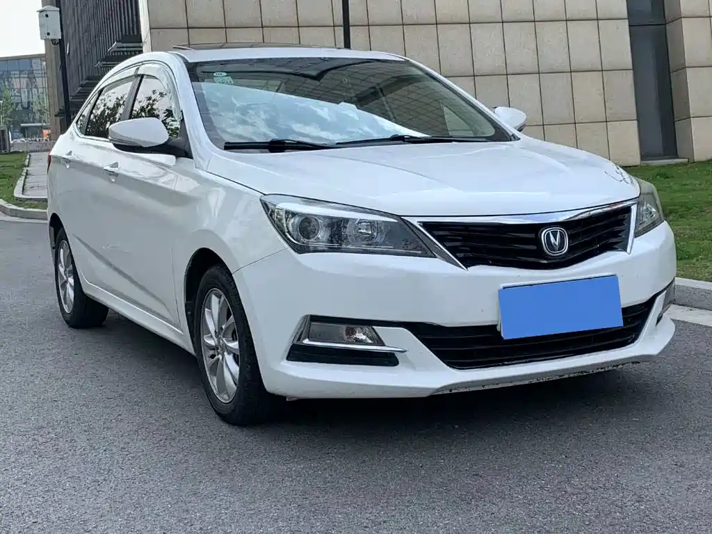 Yuexiang V7 悦翔V7 2015款 1.6 L 自动乐享型 国IV