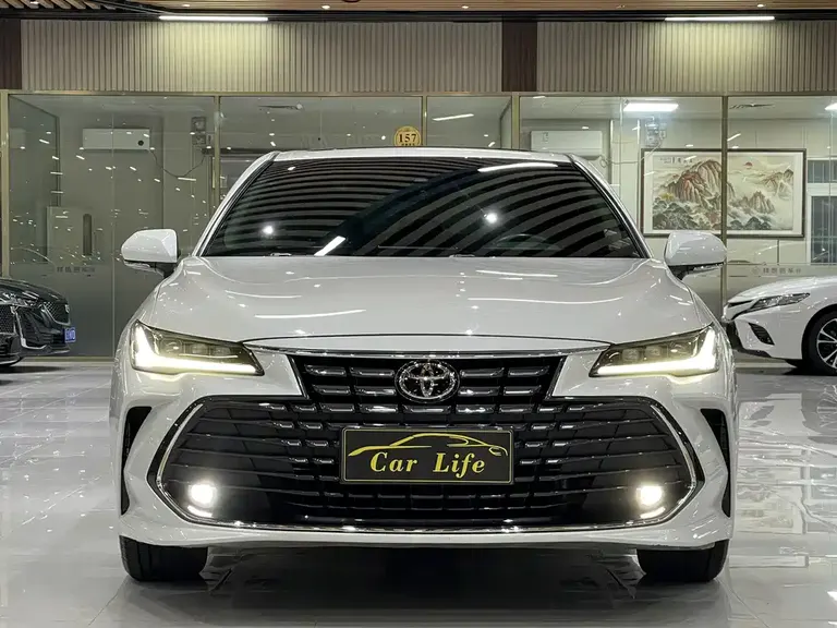 Toyota Avalon 2.0 L Luxury