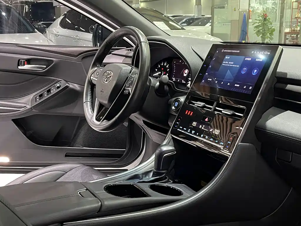 Avalon 2.0 L Luxury