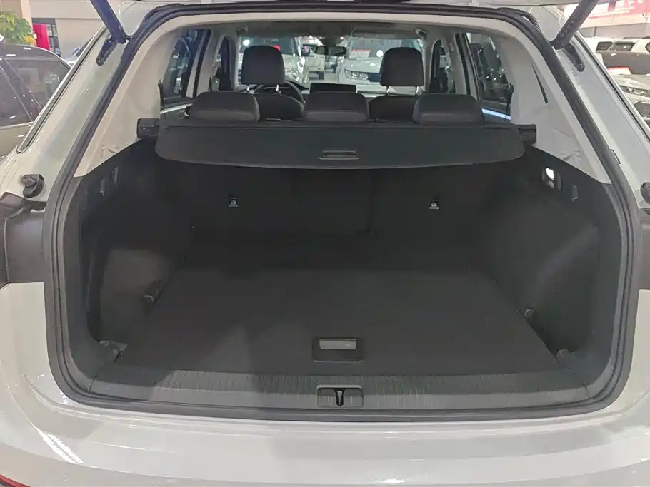 Tayron 330 TSI 2 WD R-Line High Energy