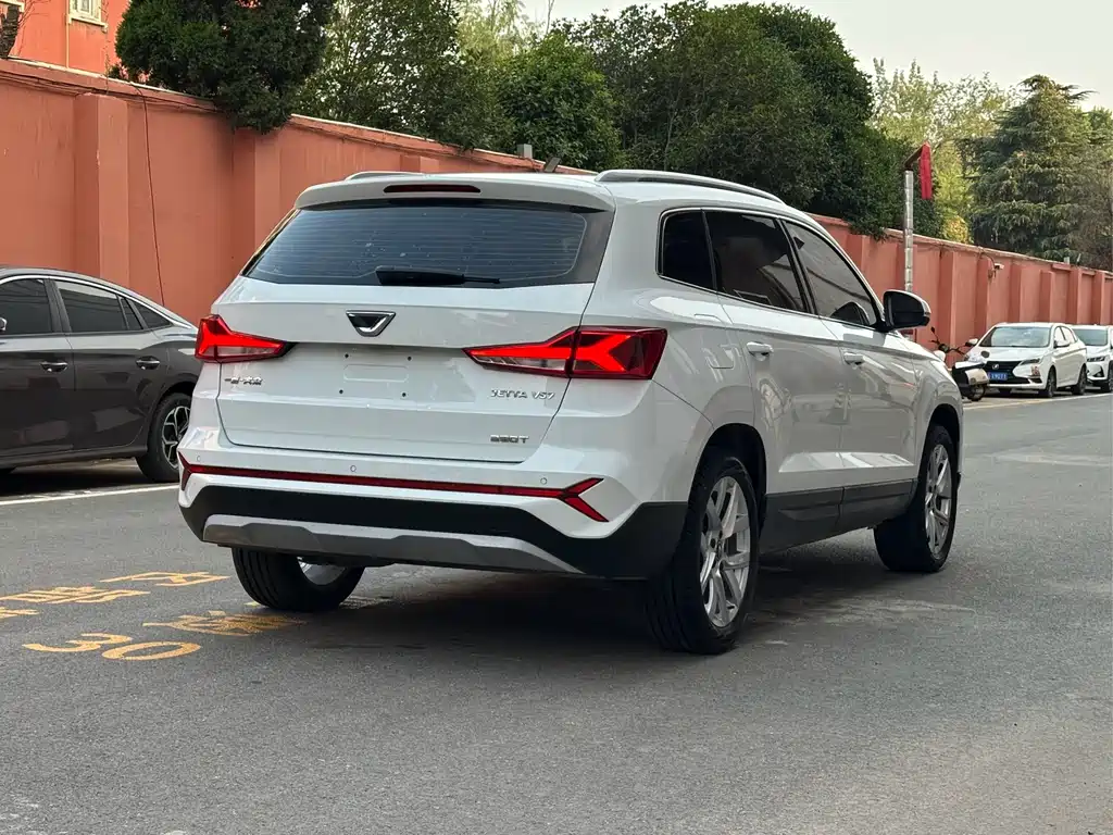 Jetta VS7 280 TSI Auto Progressive