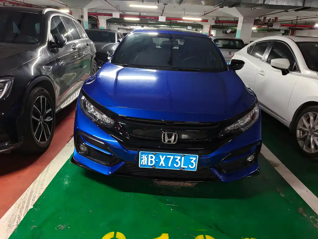 Civic HATCHBACK 220 TURBO CVT Trend Cool Control