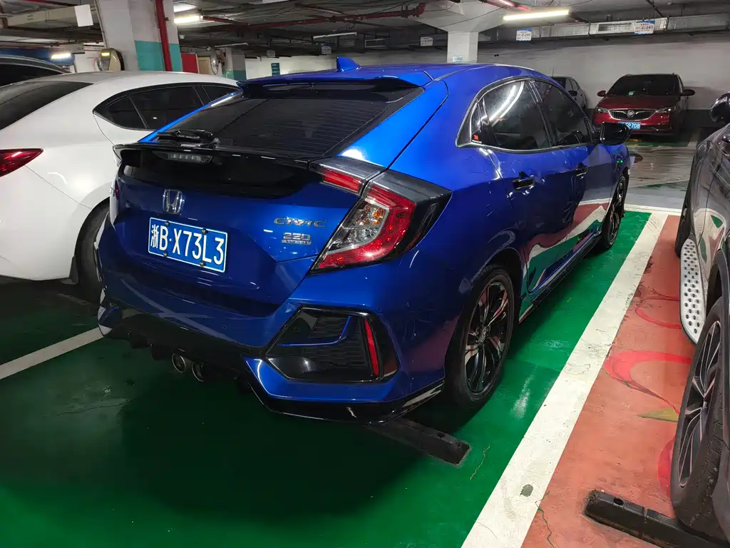 Civic HATCHBACK 220 TURBO CVT Trend Cool Control