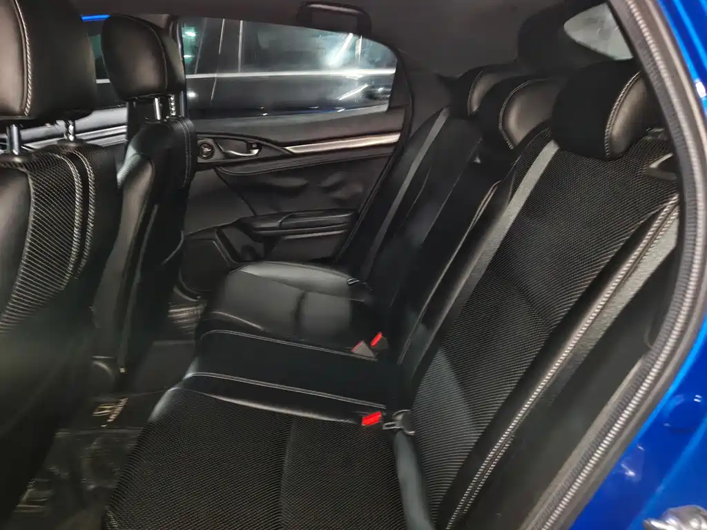 Civic HATCHBACK 220 TURBO CVT Trend Cool Control