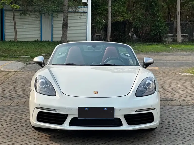 Porsche 718 Boxster 2.0 T