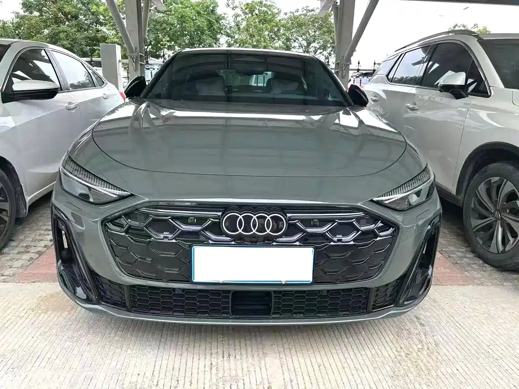 Audi A5 L 2.0 T Sport Plus