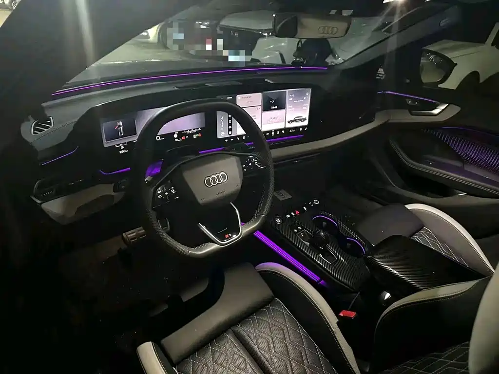 Audi A5 L 2.0 T Sport Plus
