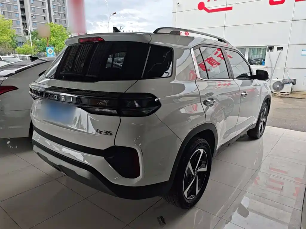 Hyundai ix35 2.0 L Auto 2 WD GLS Leading