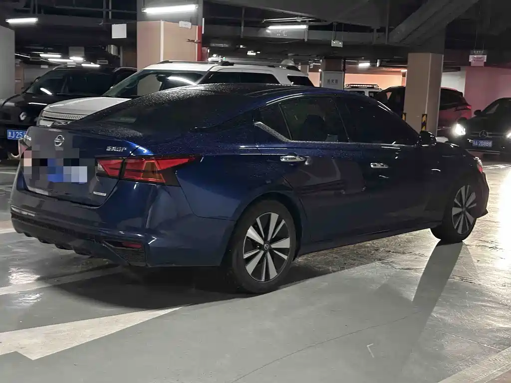 Teana 2.0 L XL Comfort