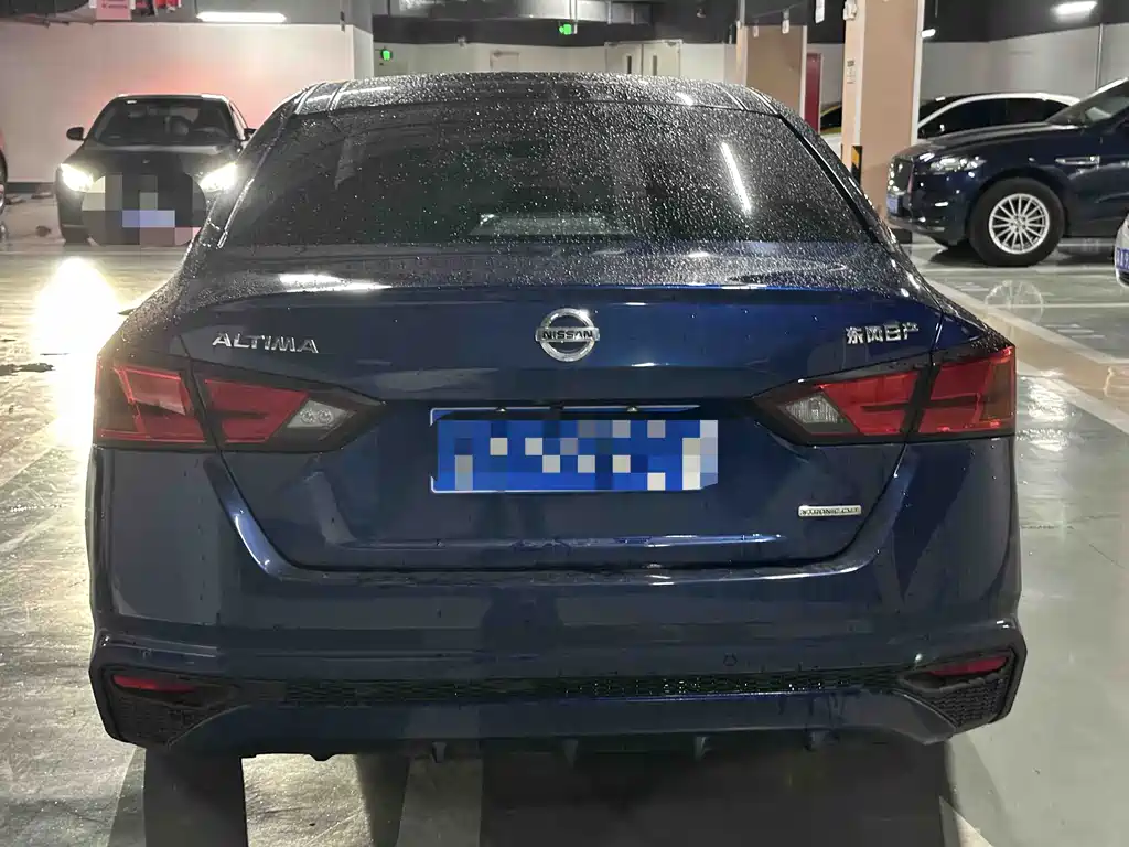 Teana 2.0 L XL Comfort