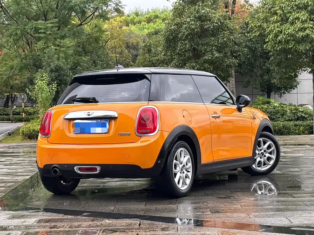 MINI 1.5 T COOPER Fun