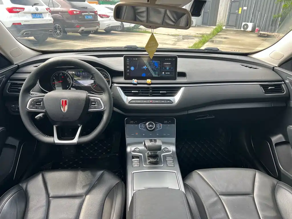 Hongqi H5 Classic 1.8 T Auto Connected Flagship Charm