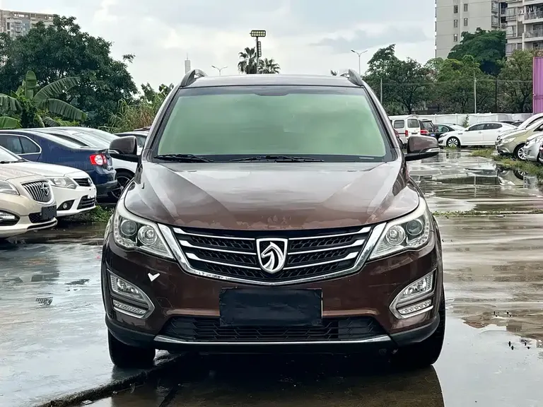 Baojun 560 宝骏560 2016款 1.5 T 手动舒适型
