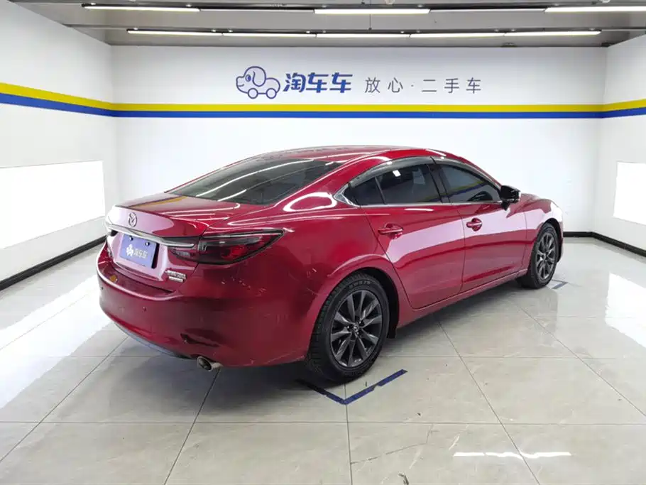 Atenza 2.0 L Blue Sky Luxury