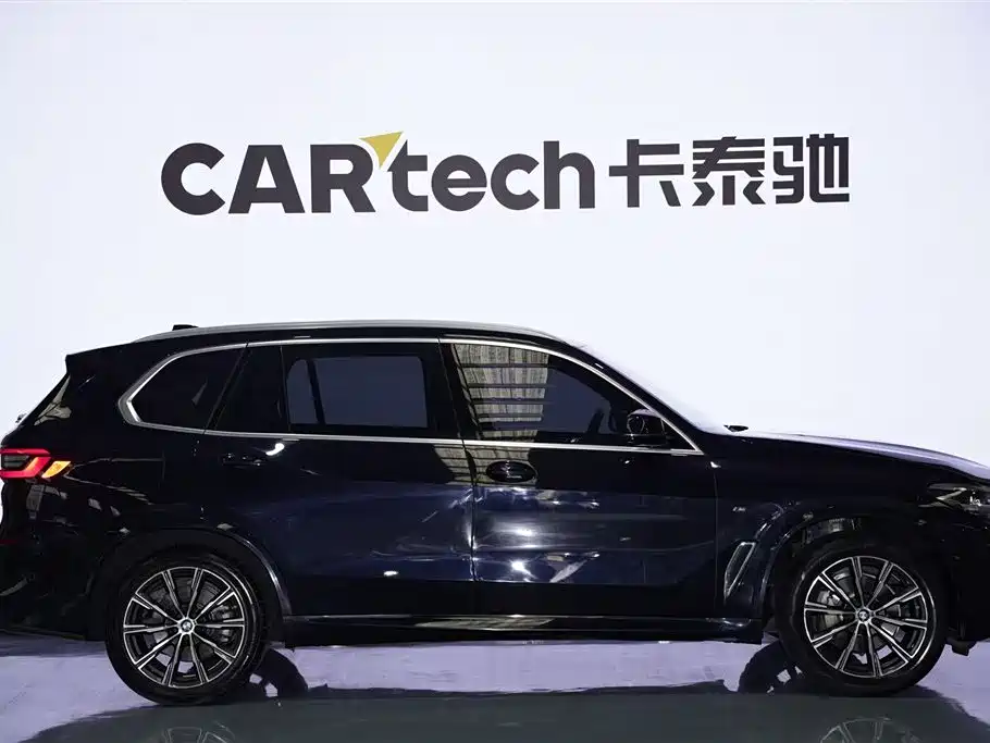 BMW X5 Facelift xDrive 30 Li M Sport Package