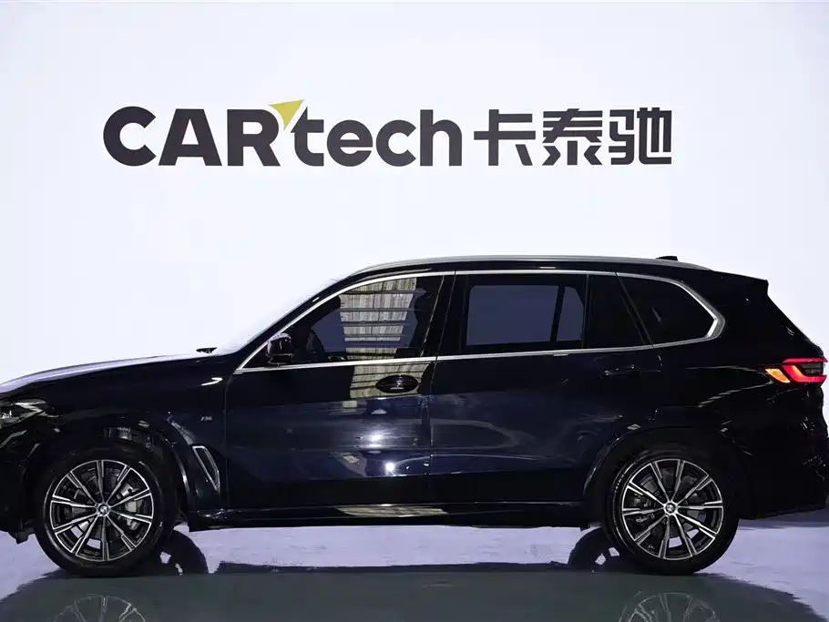 BMW X5 Facelift xDrive 30 Li M Sport Package
