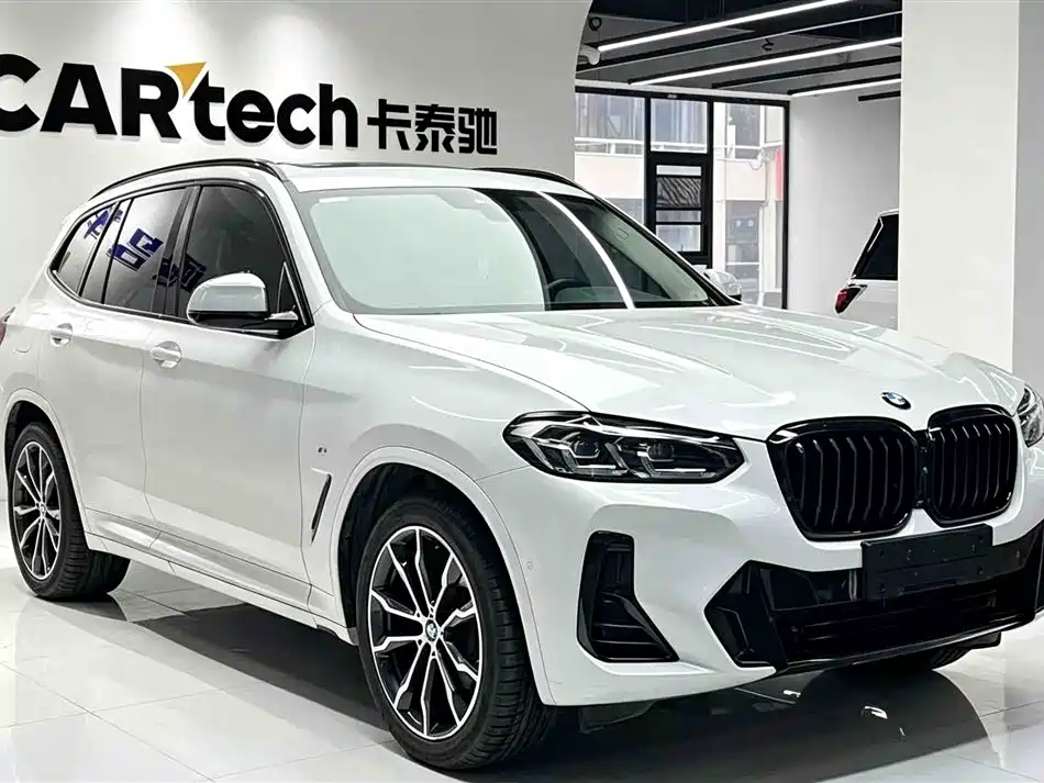BMW X3 Facelift xDrive30 i Leading M Night Package