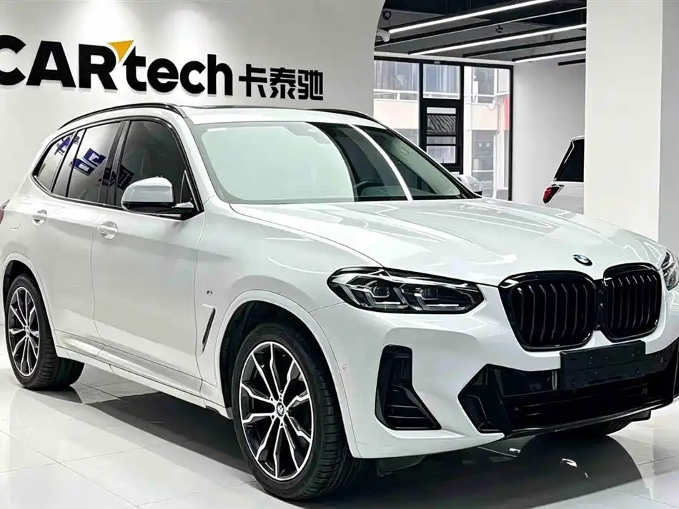 BMW X3 Facelift xDrive30 i Leading M Night Package